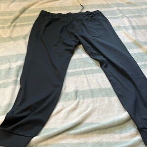 NWOT- NEVER WORN CRZ YOGA JOGGERS